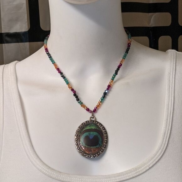 Vintage peacock feather medallion multi bead necklace